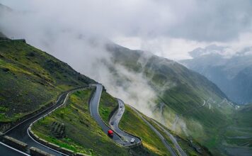 Jaka cena za skręcanie mebli?
